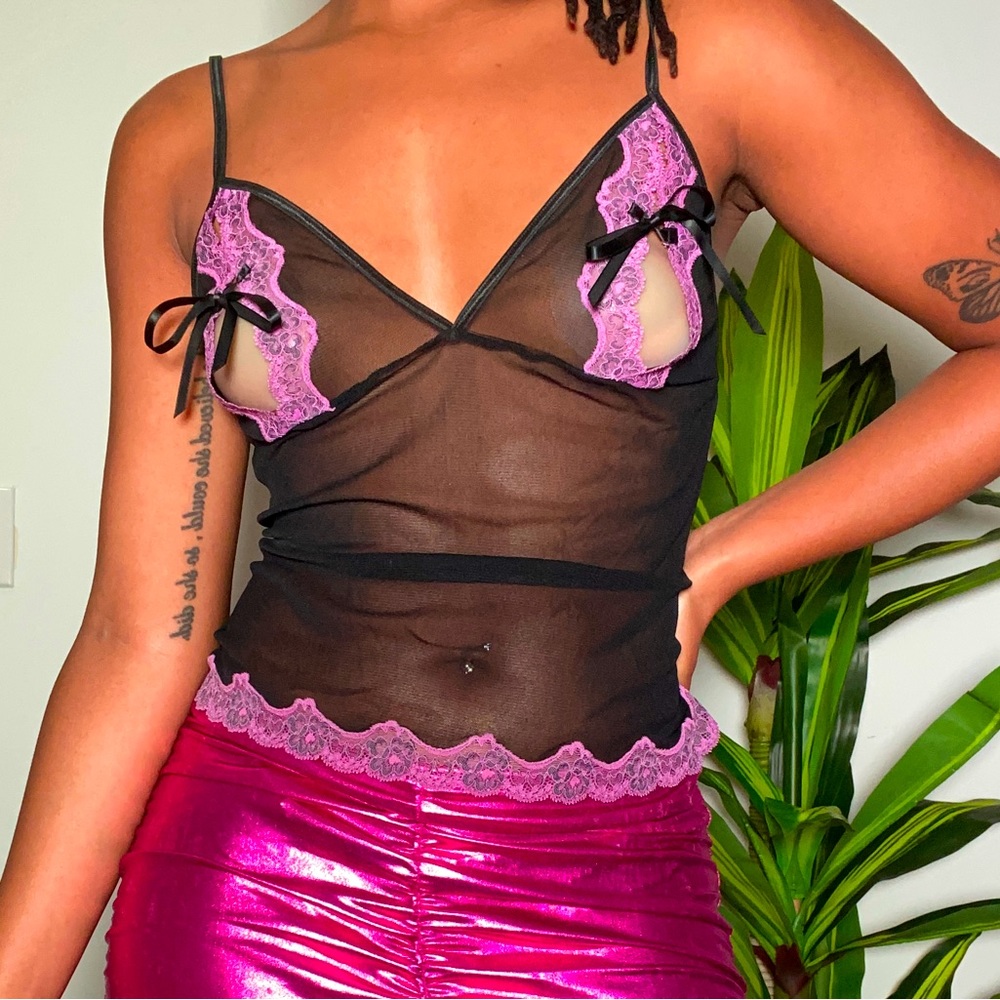Risqué Lingerie Top 🖤🎀